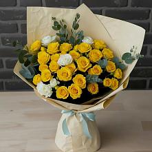 Букет цветов из:  Розы в Поселок Конезавода