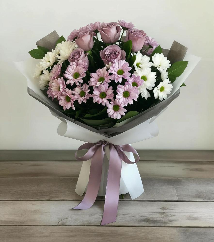 Букет цветов из: Хризантемы и Розы в Поселок Конезавода