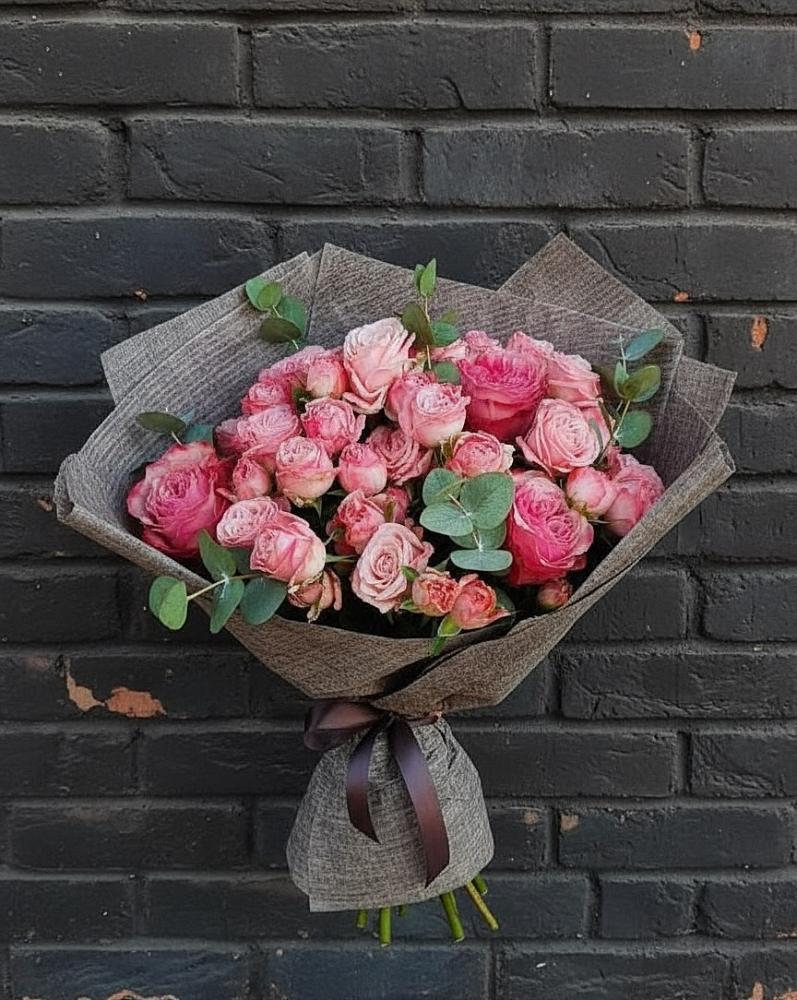 Букет цветов из: Розы в Поселок Конезавода