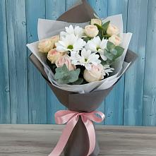 Букет цветов из:  Хризантемы и Розы в Поселок Конезавода