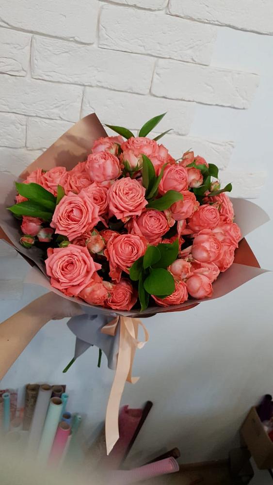 Букет цветов из: Розы в Поселок Конезавода