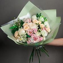 Букет цветов из:  Лизиантусы, Розы и Гвоздики #REPLACE_PRED# Поселок Конезавода