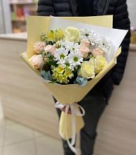 Букет цветов из:  Альстромерии, Розы и Хризантемы в Поселок Конезавода