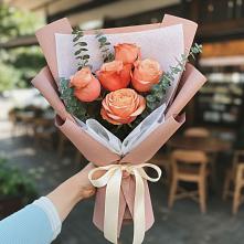 Букет цветов из:  Розы в Поселок Конезавода