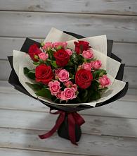 Букет цветов из:  Розы в Поселок Конезавода