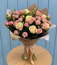 Букет цветов из:  Розы в Поселок Конезавода