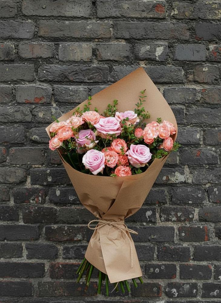 Букет цветов из: Розы в Поселок Конезавода