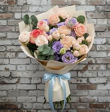 Букет цветов из:  Розы, Лизиантусы и Гвоздики #REPLACE_PRED# Поселок Конезавода